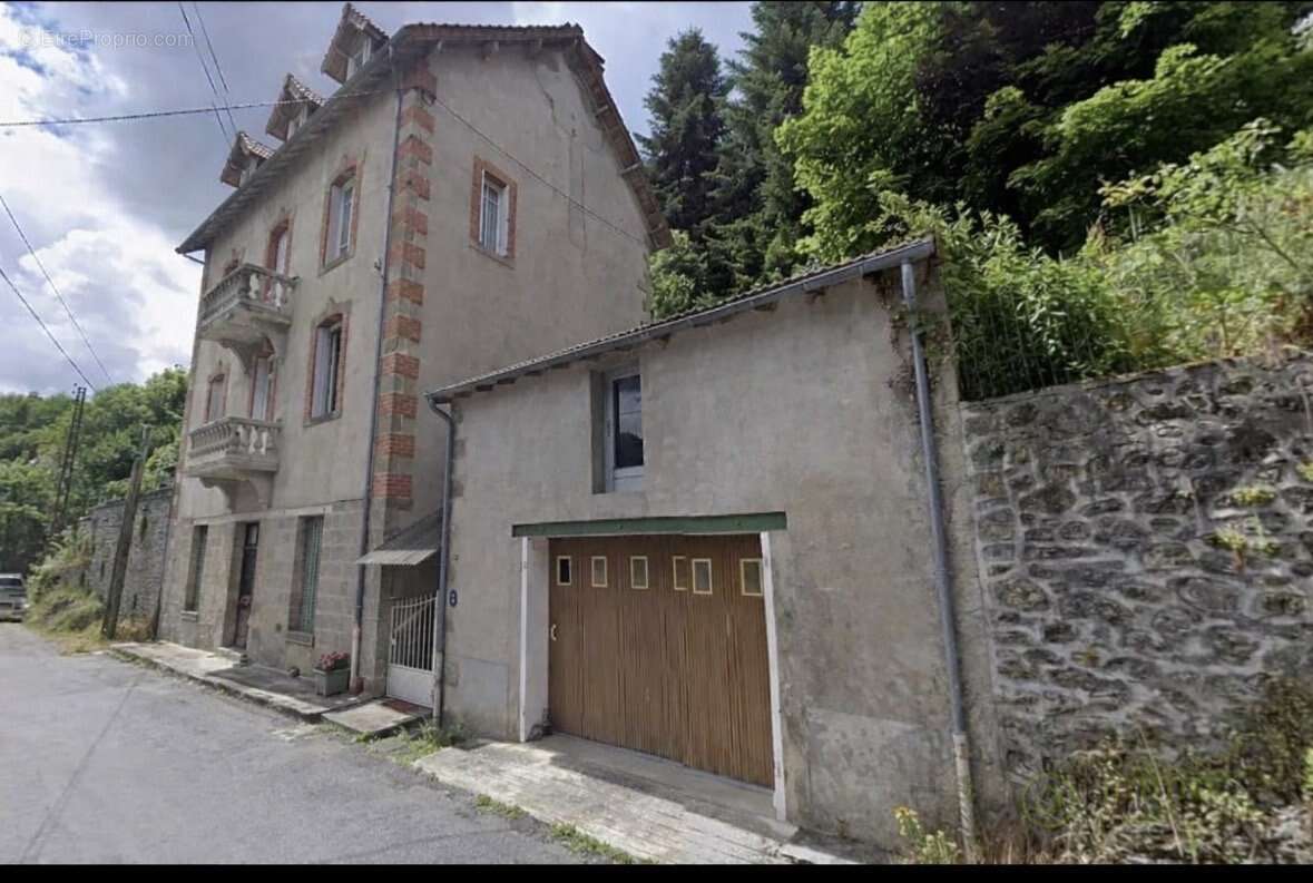 Maison à AUBUSSON