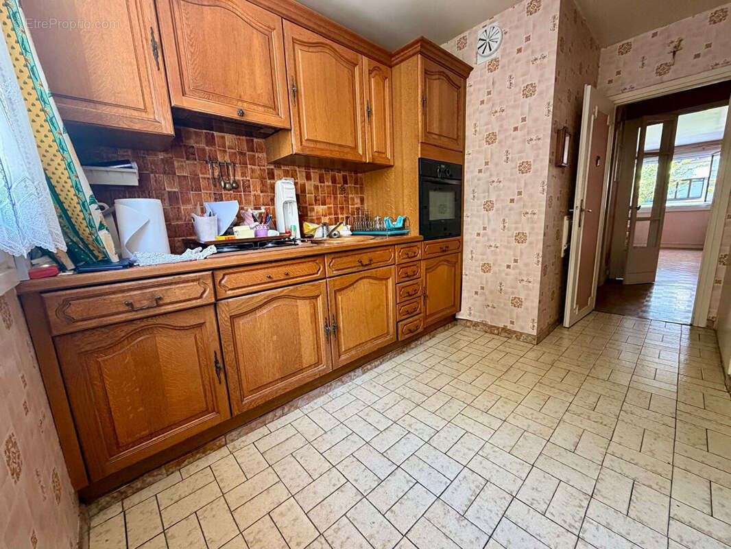 Appartement à PARIS-19E