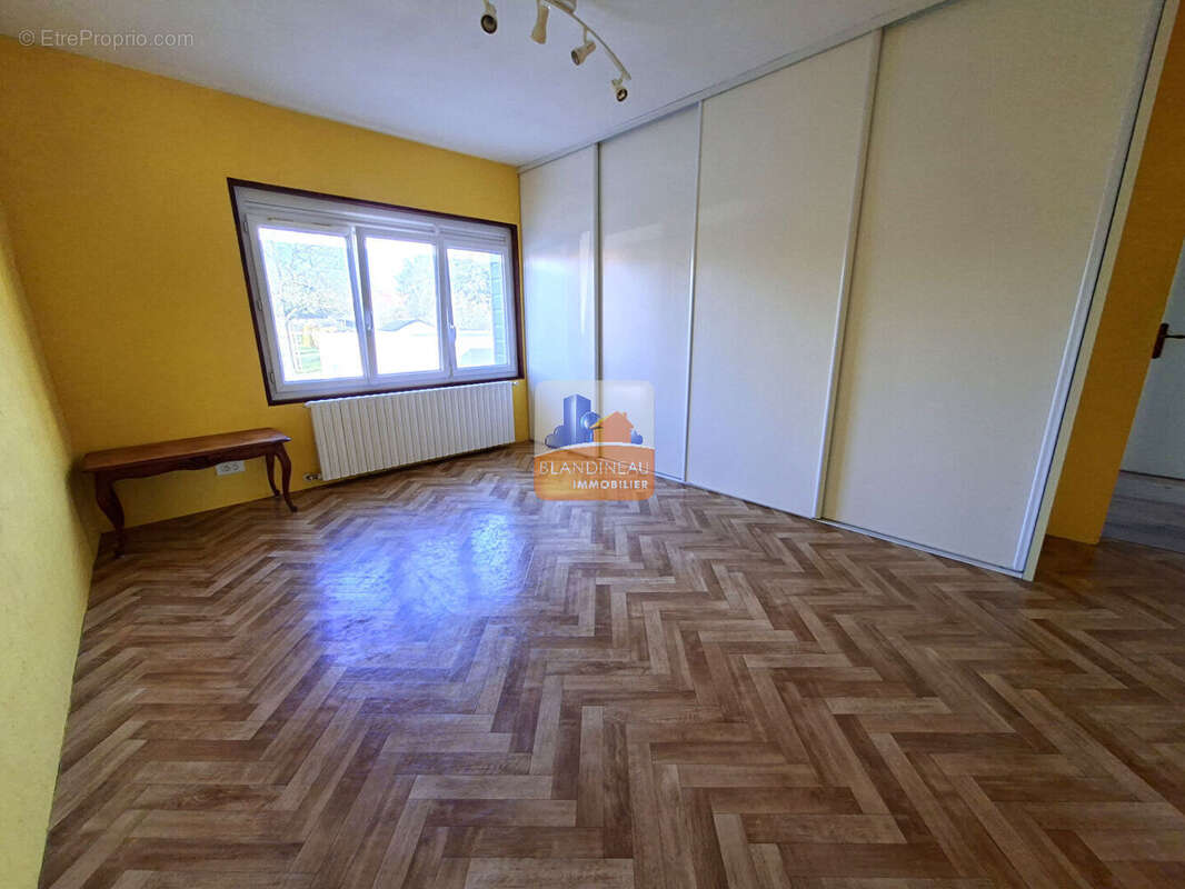 Maison à LA MONTAGNE