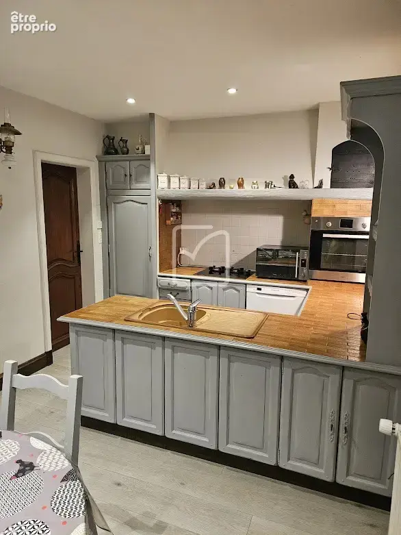 Grande maison proche de tous commerces - photo 2