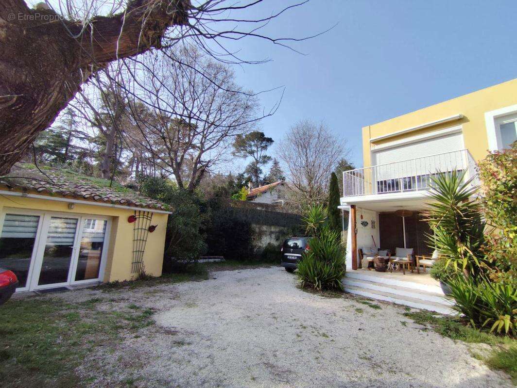 Maison à NIMES