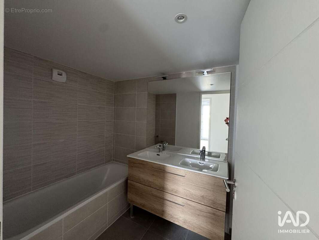 Photo 9 - Appartement à MARSEILLE-10E