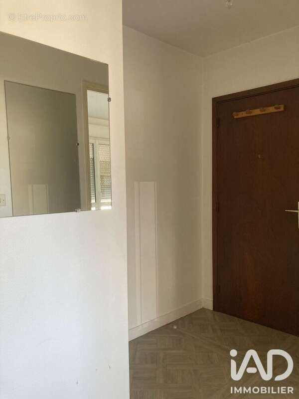 Photo 2 - Appartement à HEROUVILLE-SAINT-CLAIR
