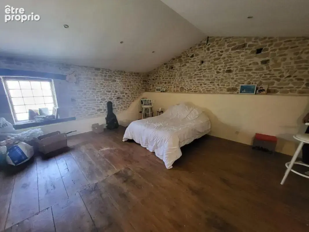 Maison 6 pièces 152 m² à vendre à Coulonges-Sur-L'autize (79160) - photo 2