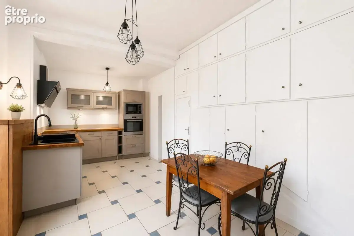 Faremoutiers – Maison familiale de 220 m², 7 chambres et jardin - photo 7
