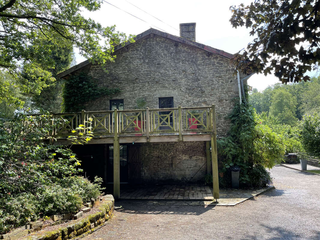 Maison à RAZES