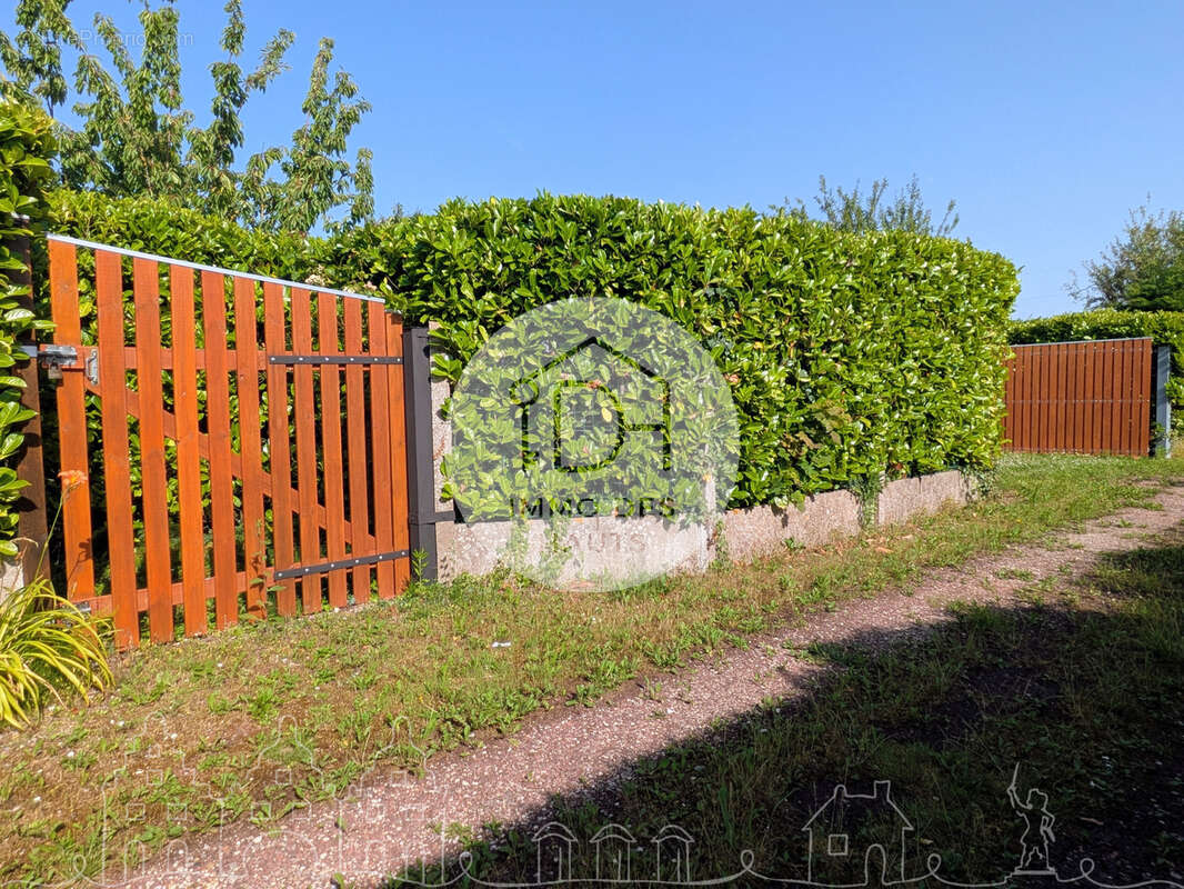 Terrain de loisir 600 m2 avec chalet à Téteghem-Coudekerque Village - photo 2