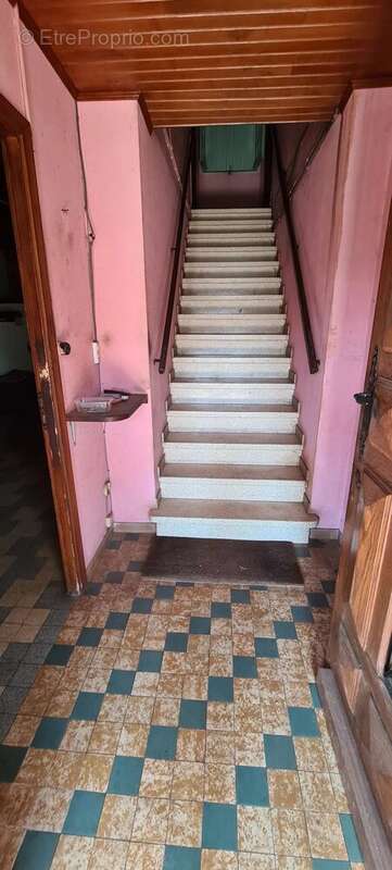 Maison à MONTREDON-LABESSONNIE