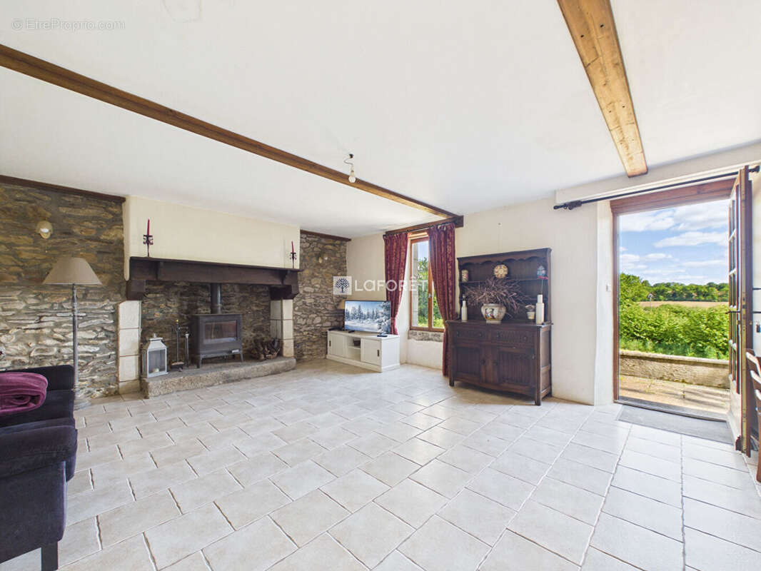 Maison à PLONEVEZ-DU-FAOU