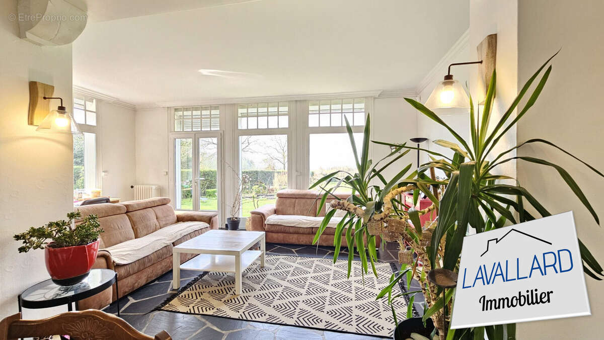 Maison à VILLERS-BOCAGE