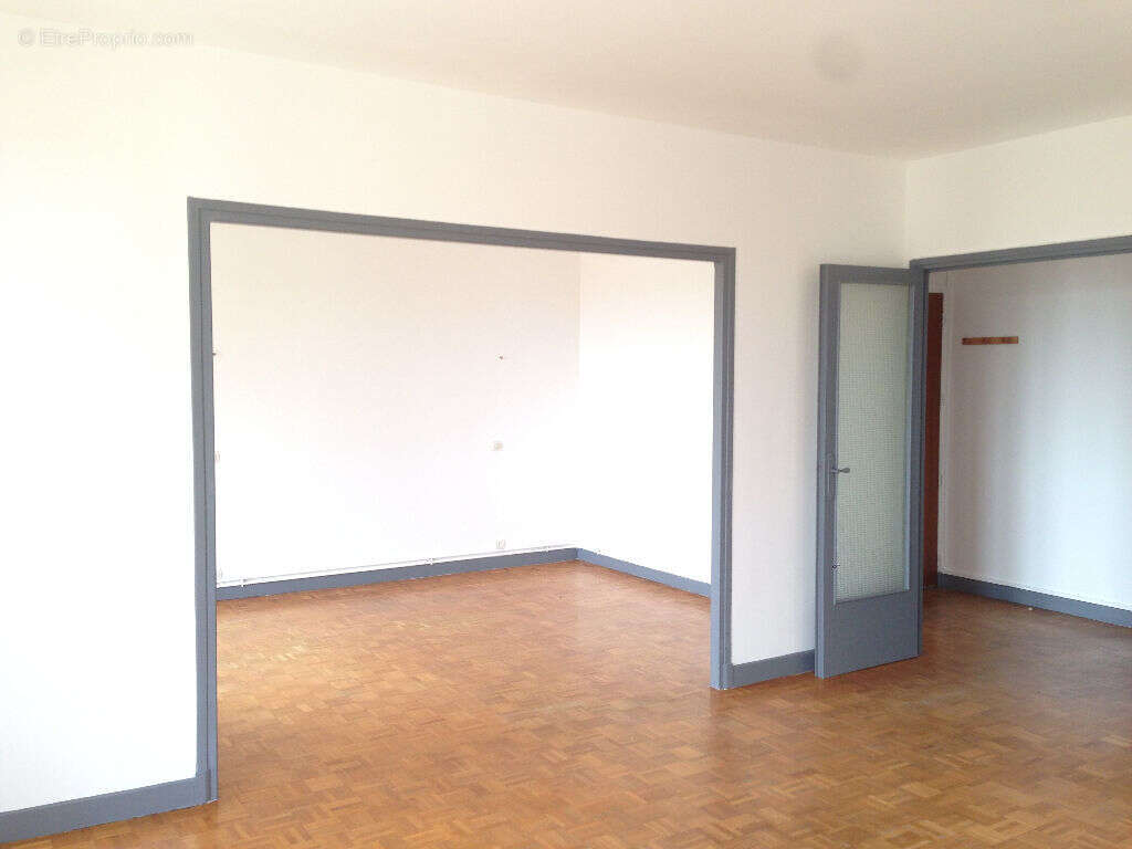 MONTAUBAN Appartement T5 - photo 2