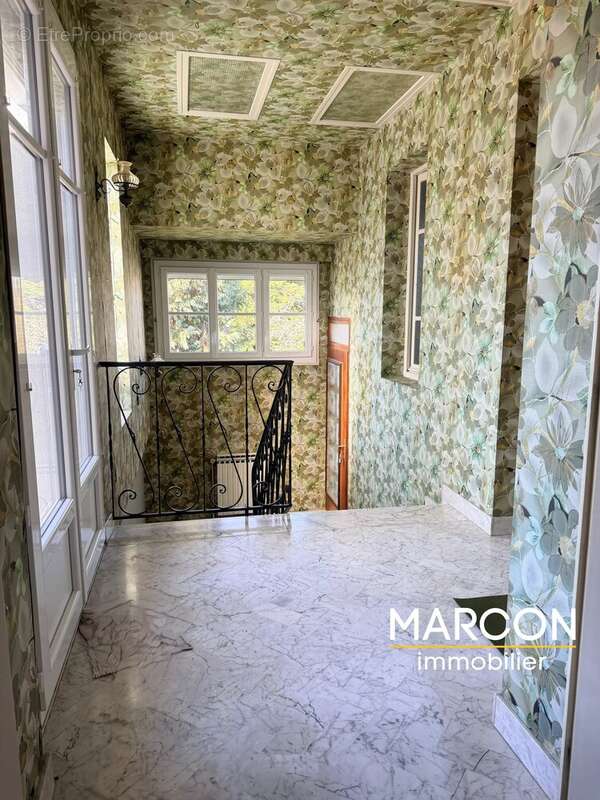 Maison à BUSSIERE-DUNOISE