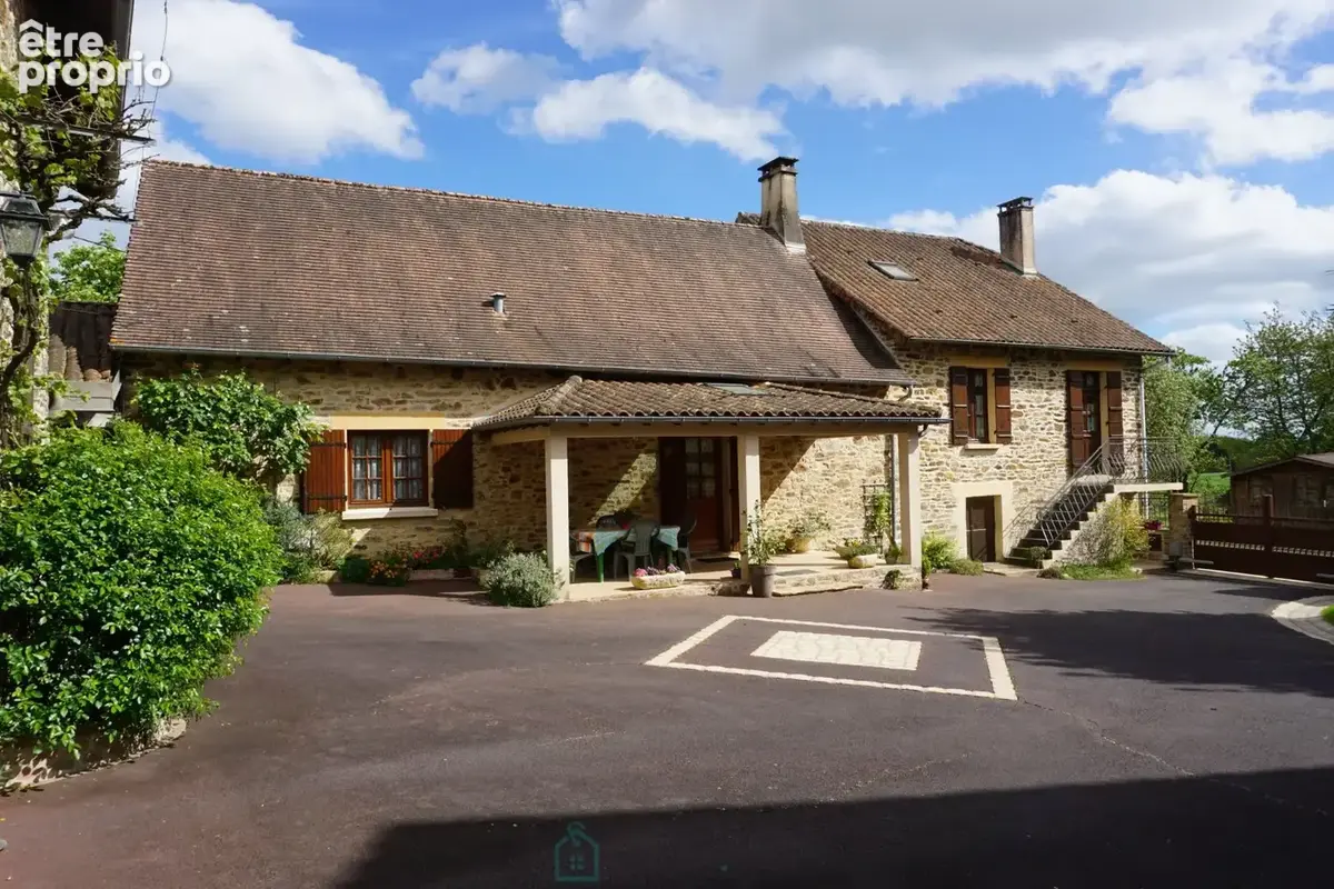 Charmant corps de ferme situé au coeur du paisible et pittoresque paysage du Périgord Vert. - photo 7