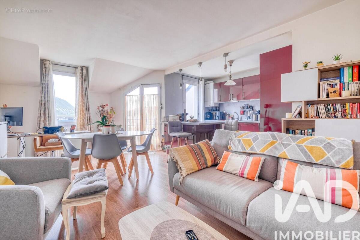 Photo 1 - Appartement à JOUY-LE-MOUTIER