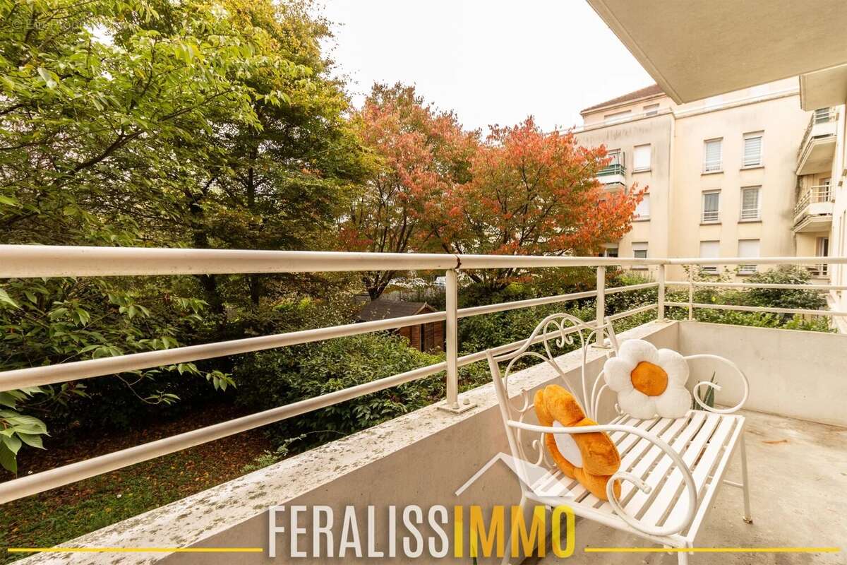 Appartement à COURDIMANCHE