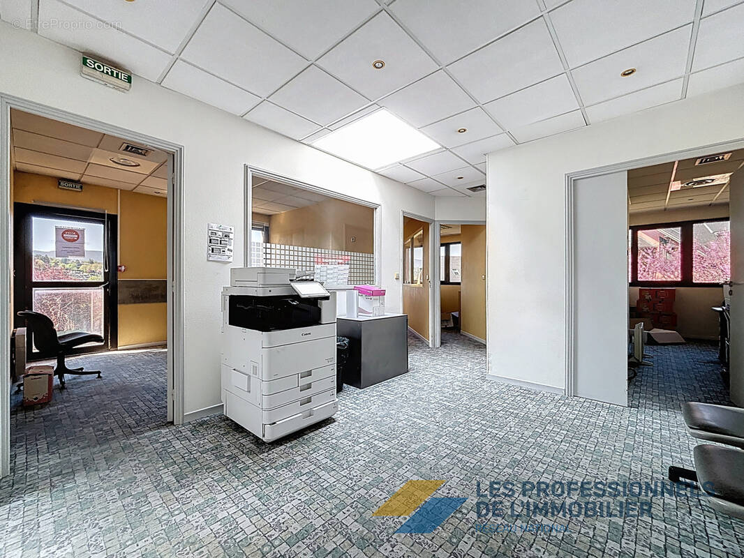 Commerce à BARBERAZ