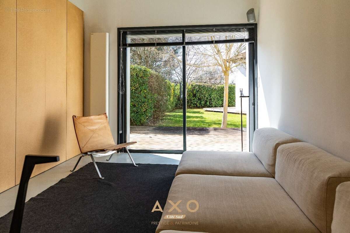 Maison à LE THOLONET