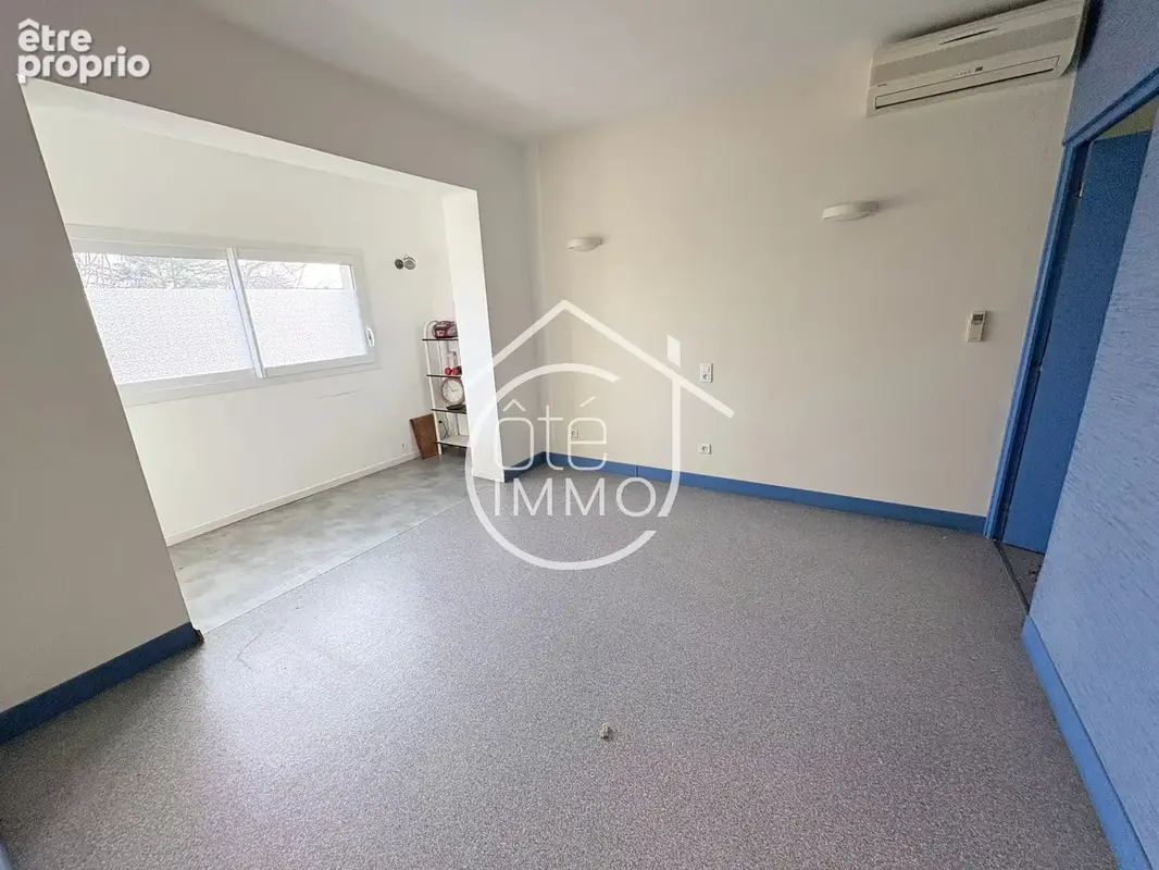 PRIGONRIEUX : Maison 3 pièces de 60m² avec dépendance et jardin - photo 3