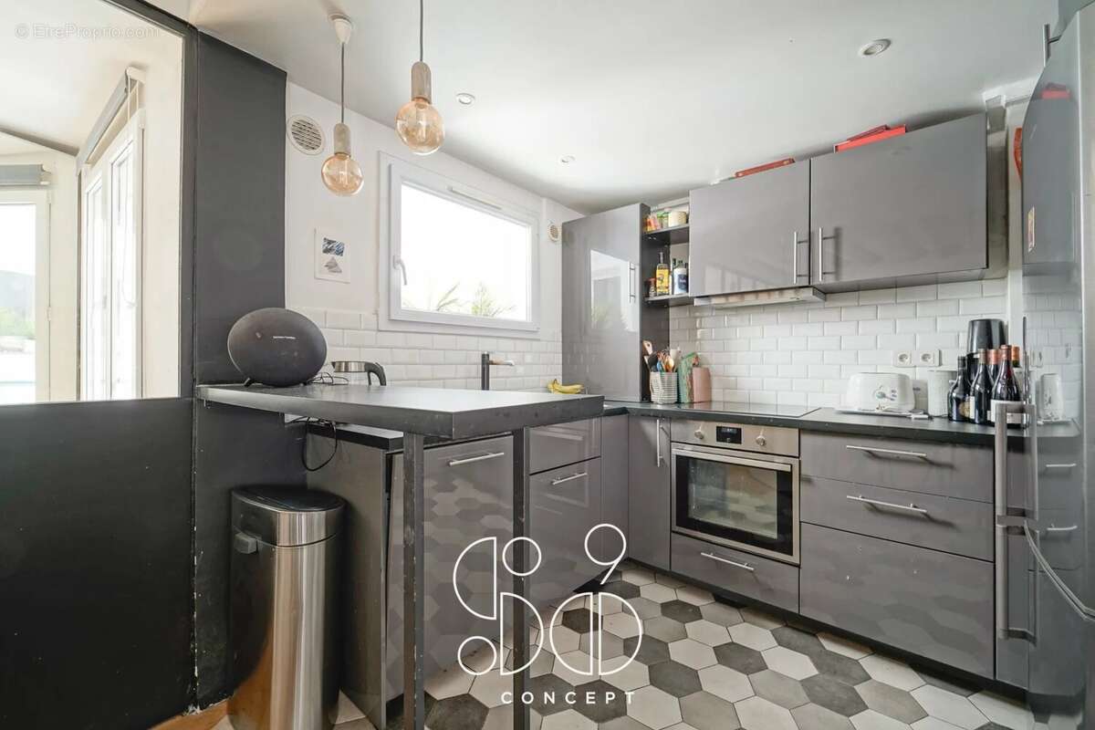 Appartement à PARIS-9E