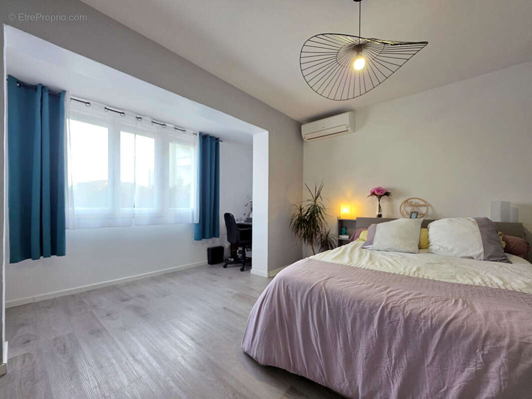 Maison à ROMANS-SUR-ISERE