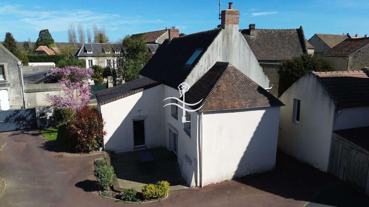 Maison à BIEVILLE-BEUVILLE