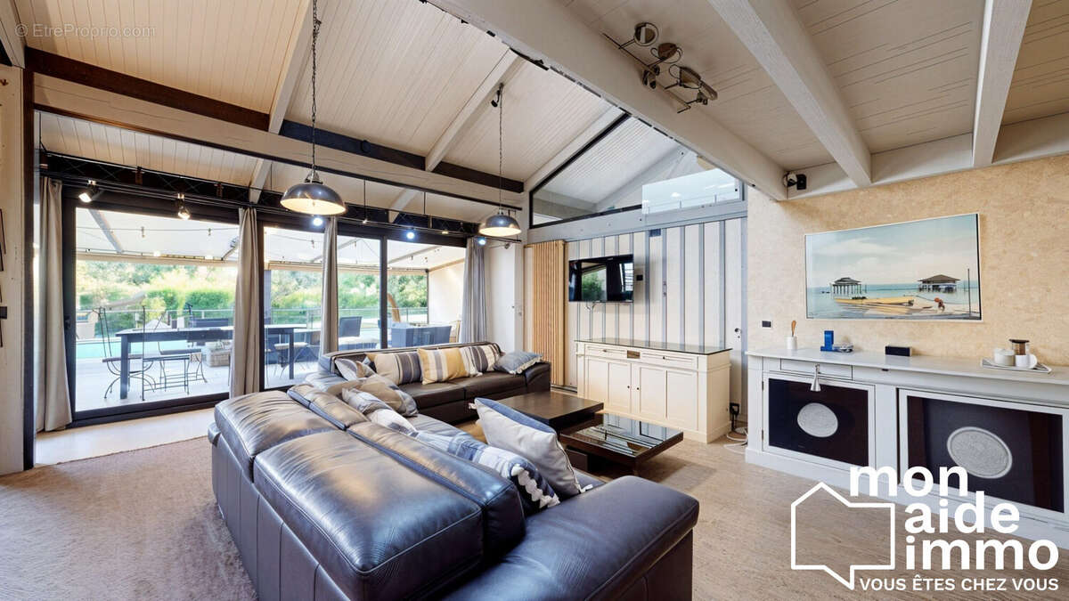 Maison à CARIGNAN-DE-BORDEAUX