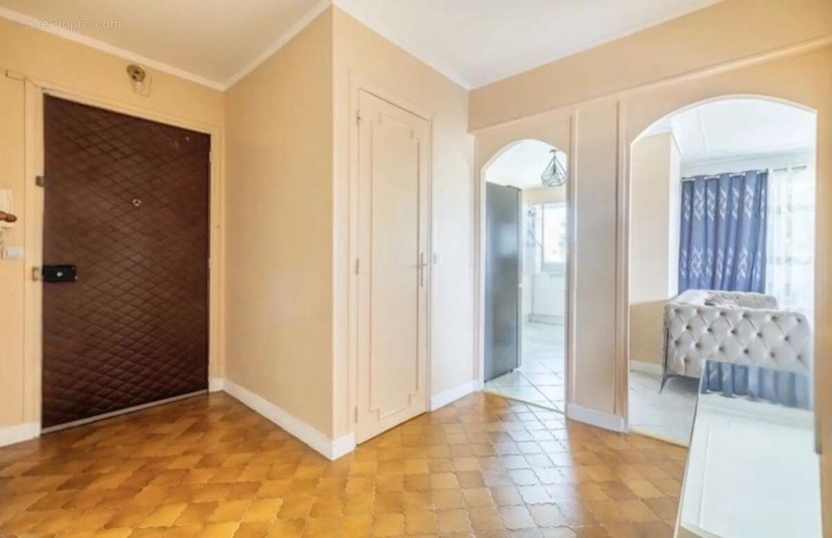 Appartement à LONGJUMEAU