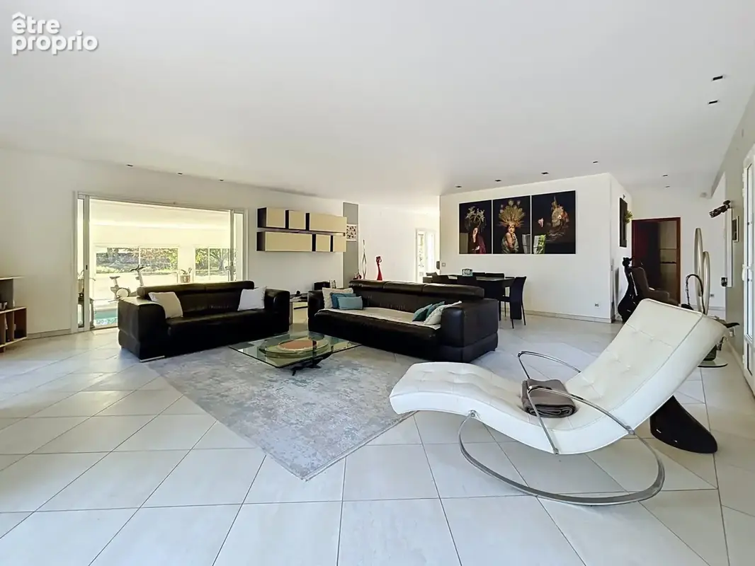 Maison 244 m² à Magny-En-Vexin  - photo 4