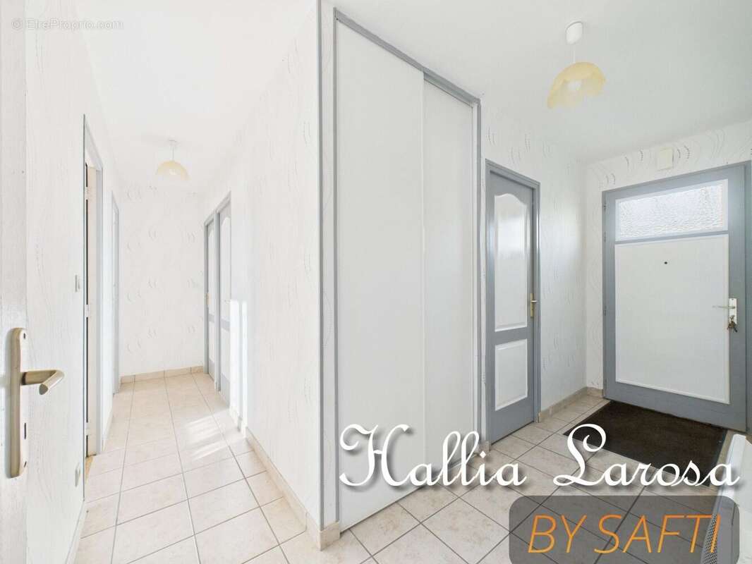 Photo 6 - Maison à LATHUS-SAINT-REMY