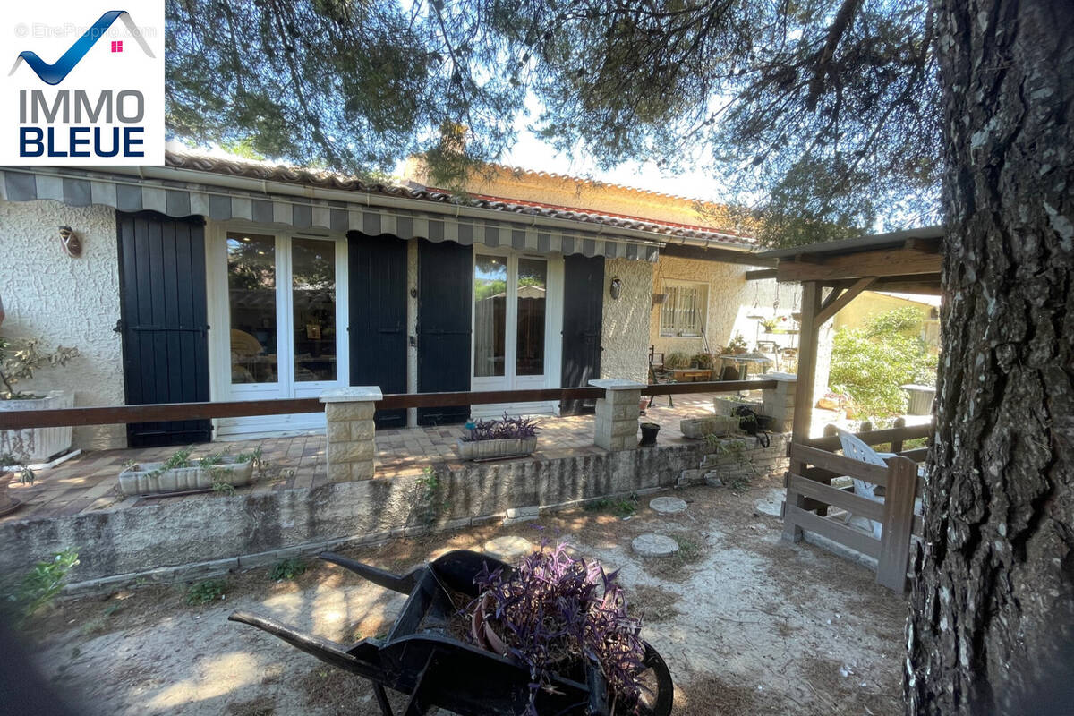 Maison à CHATEAUNEUF-LES-MARTIGUES