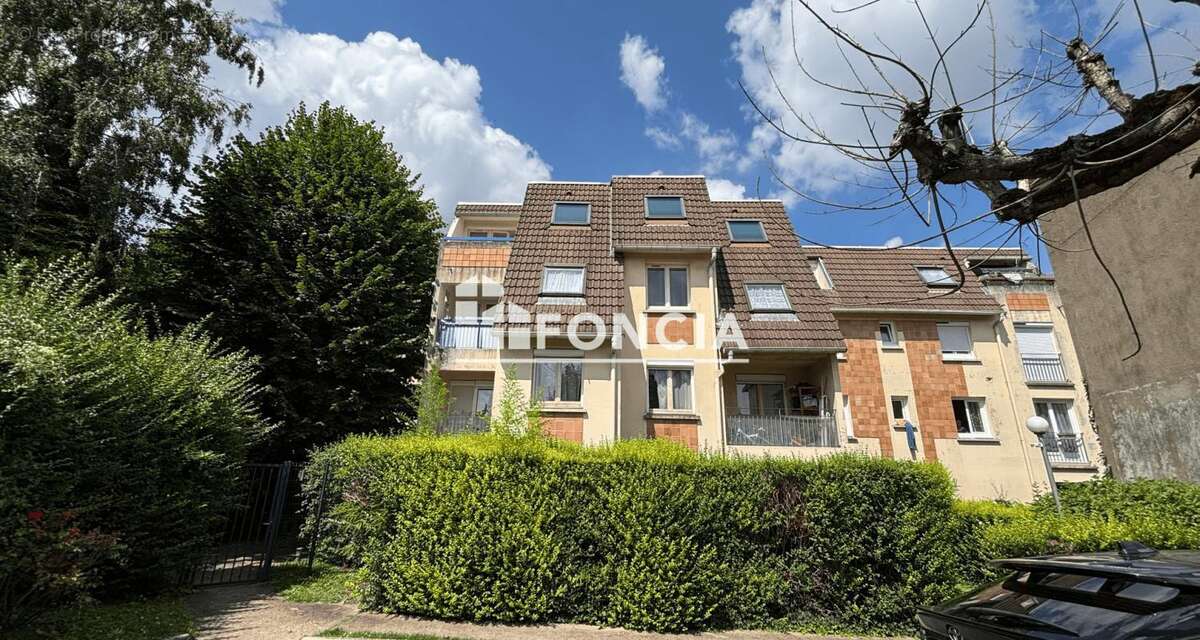 Appartement à EPINAY-SUR-SEINE