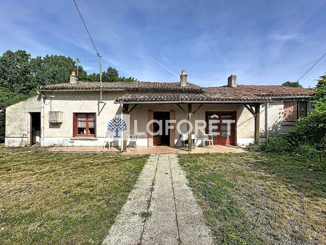 Maison à LA PEYRATTE