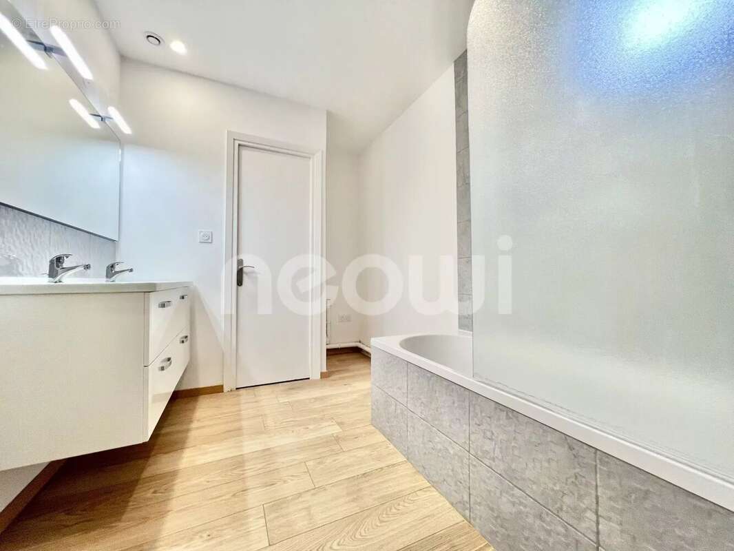 Appartement à CHATELGUYON