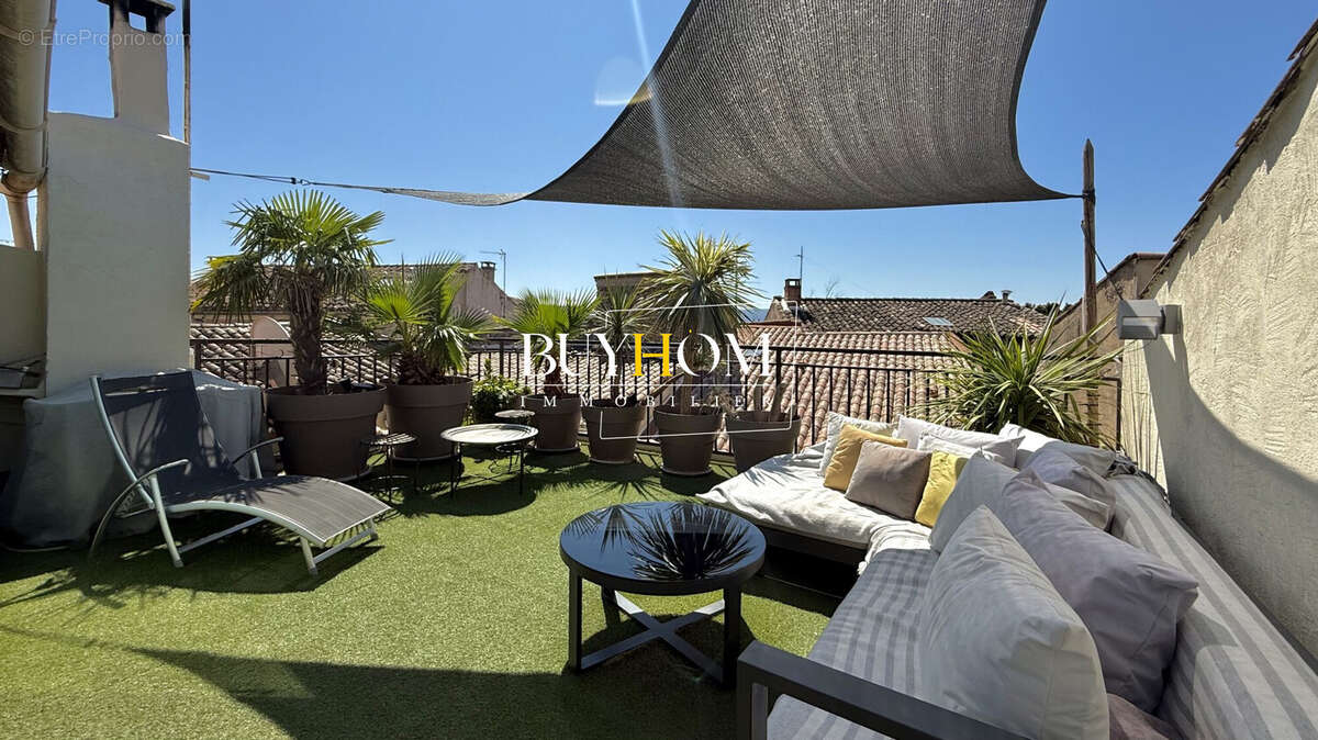 Maison à L&#039;ISLE-SUR-LA-SORGUE