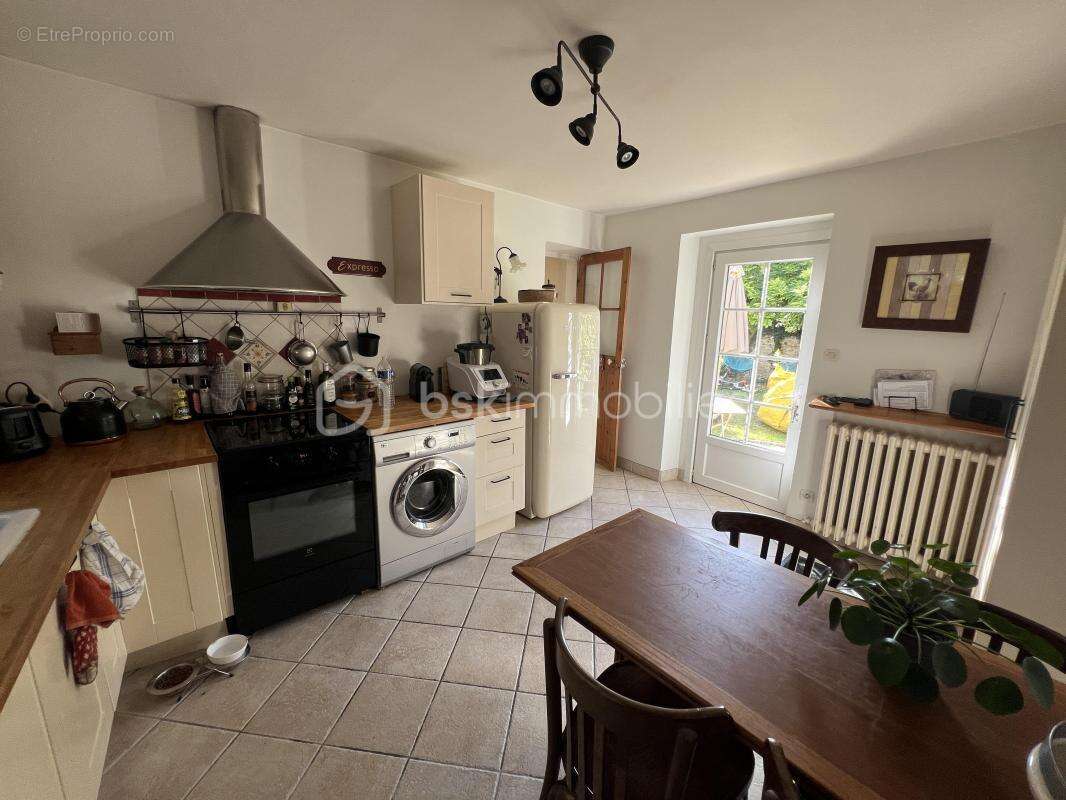 Maison à SAINT-LUBIN-DE-LA-HAYE