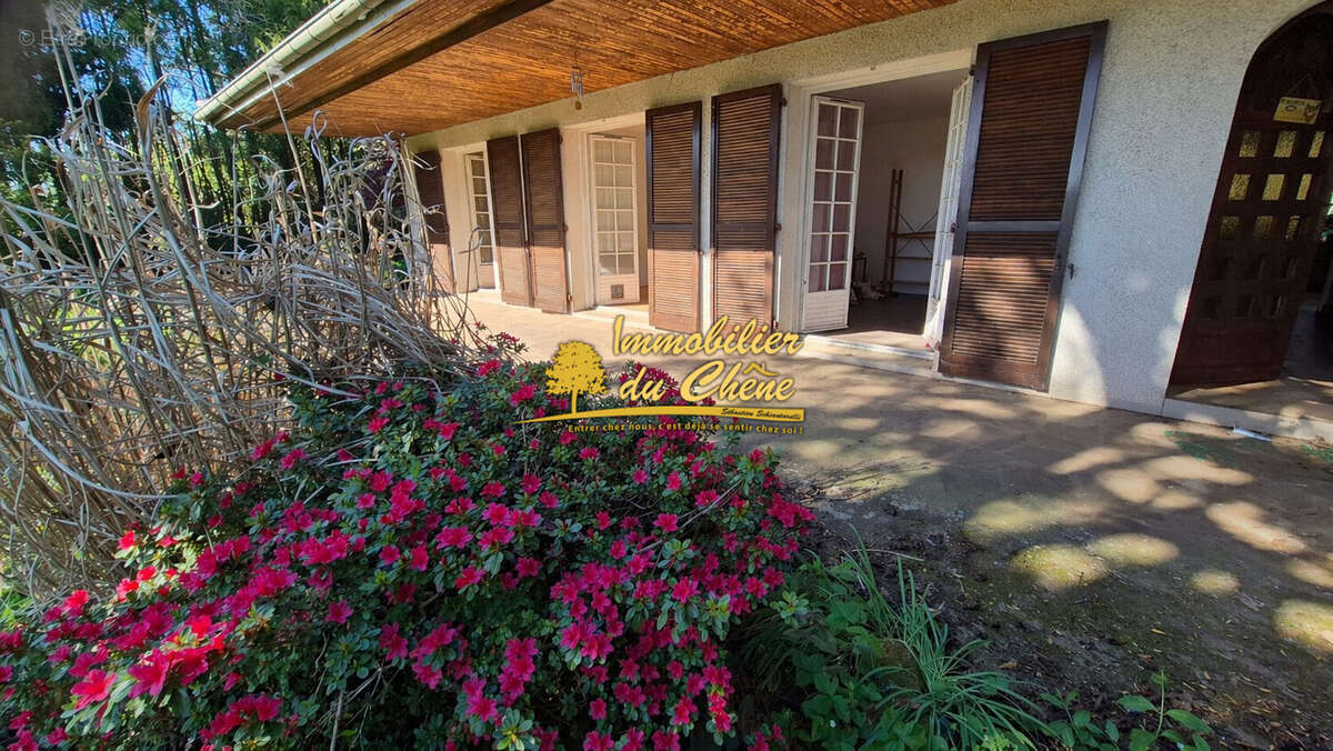 Maison à SAINT-SAUVEUR