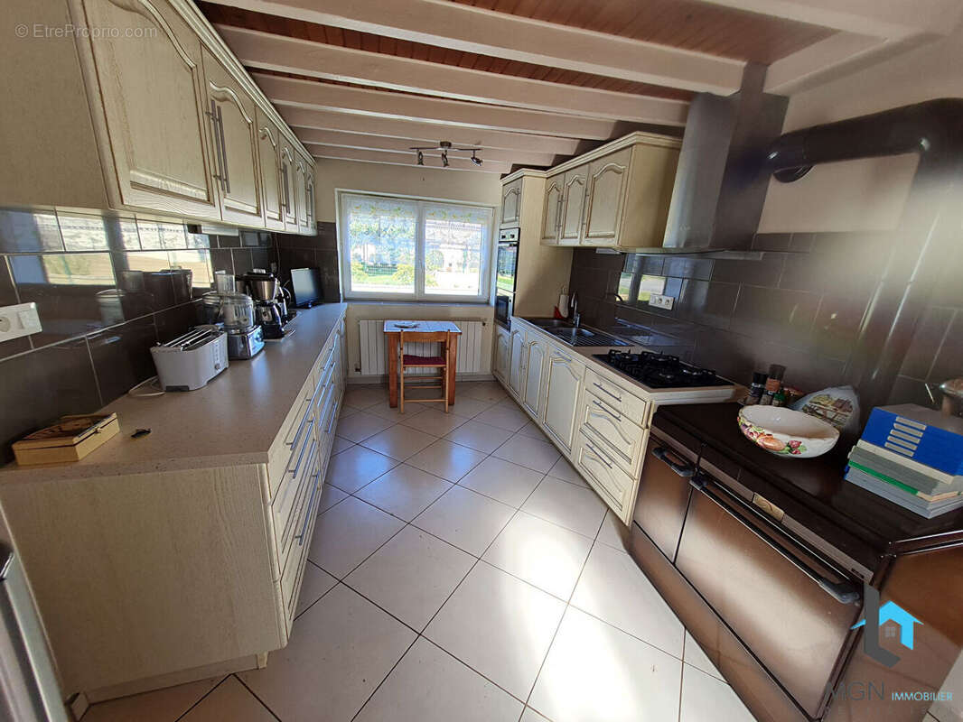 A vendre longere 97 m² - photo 3