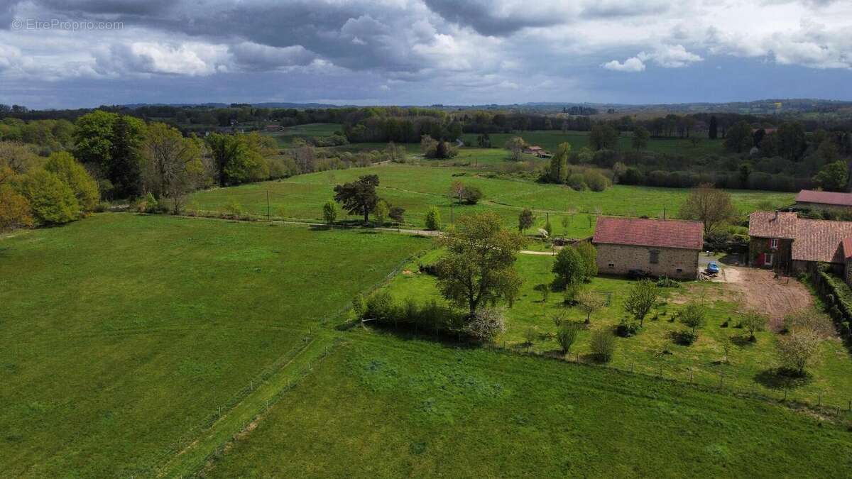 Ensemble terrain - Maison à LA COQUILLE
