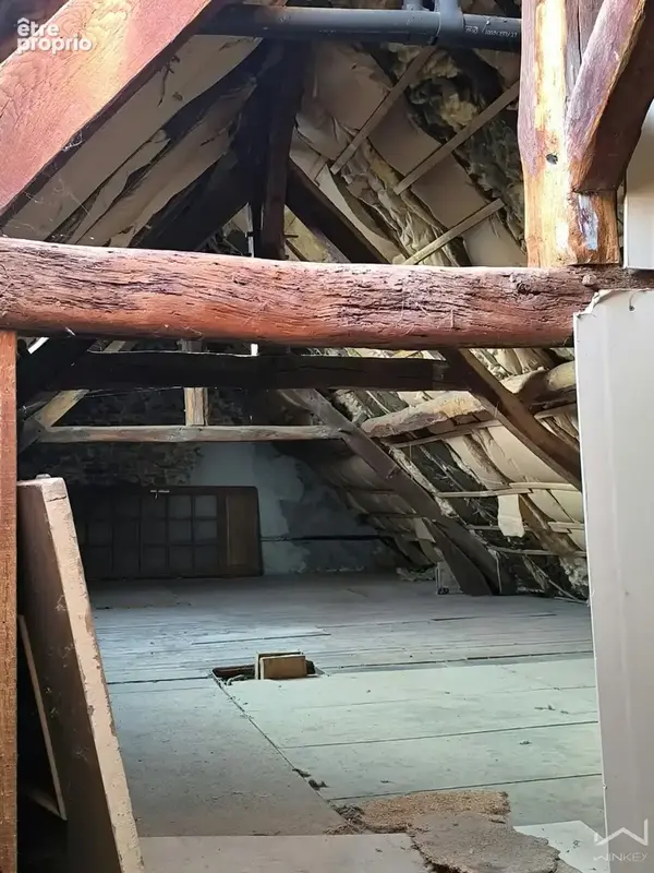 Maison de bourg avec dépendances et petit exterieur - photo 6