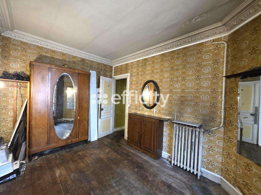 Appartement à CLICHY