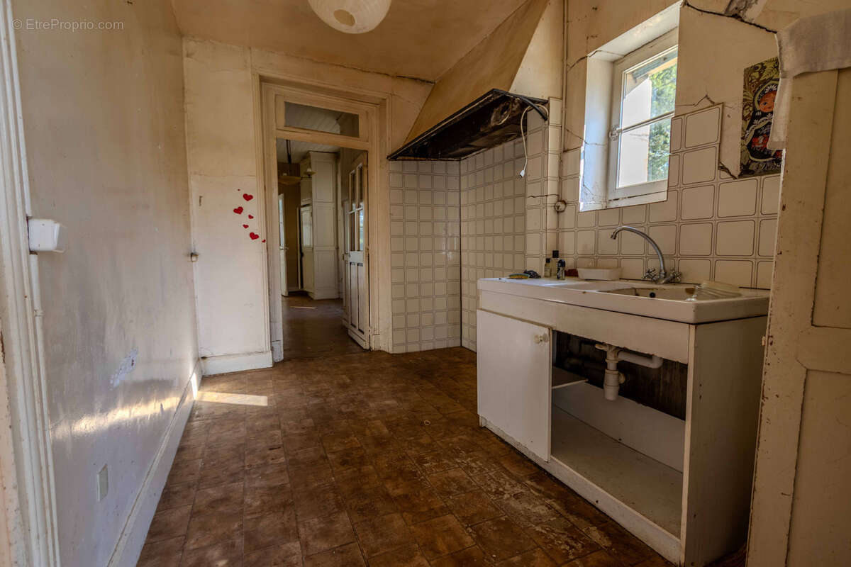 Maison à CENAC-ET-SAINT-JULIEN