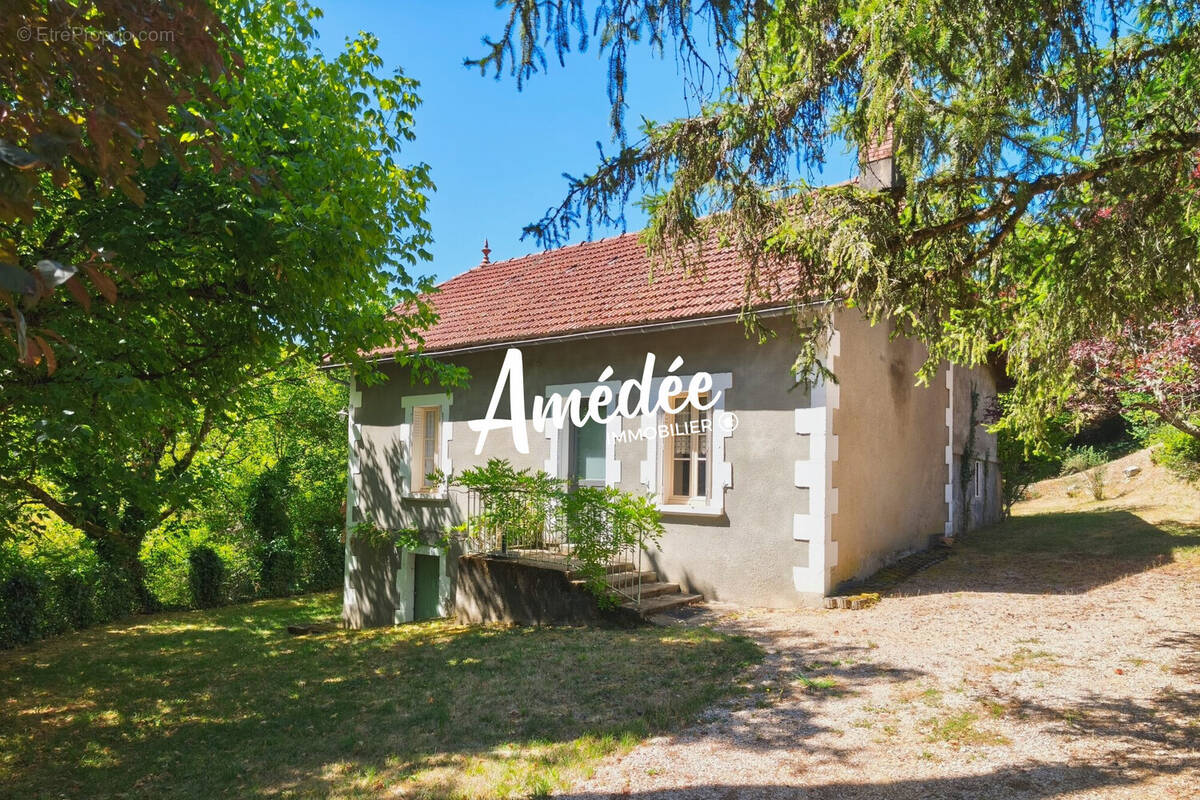 Maison à AYNAC