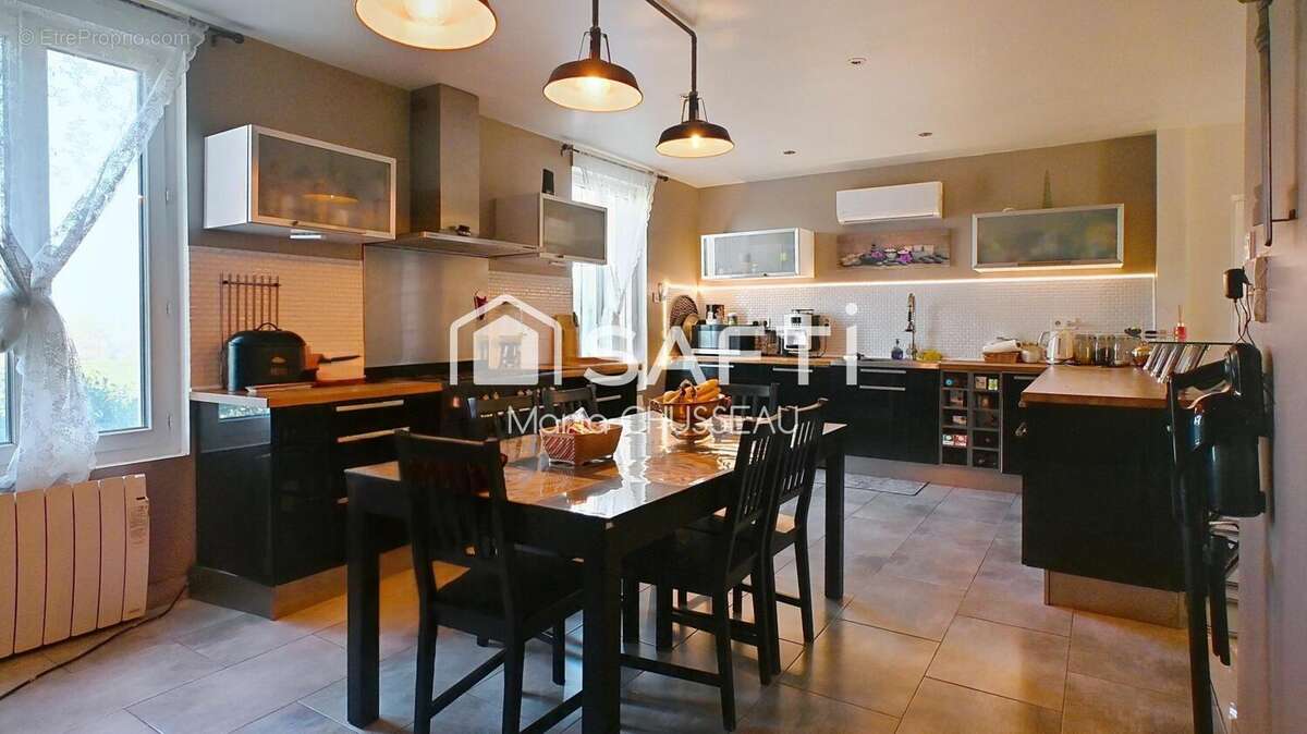 Maison 175 m² à Mezieres-Sur-Seine  - photo 3