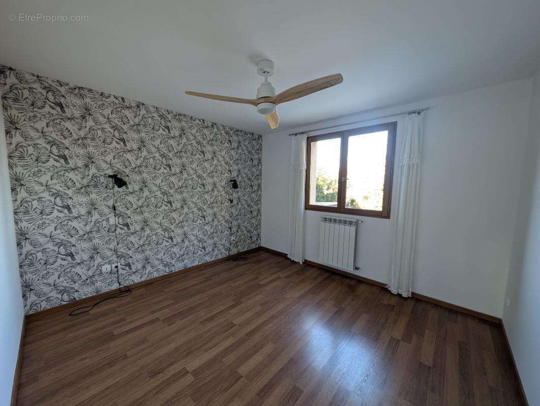 Maison à CASTELNAU-DE-GUERS