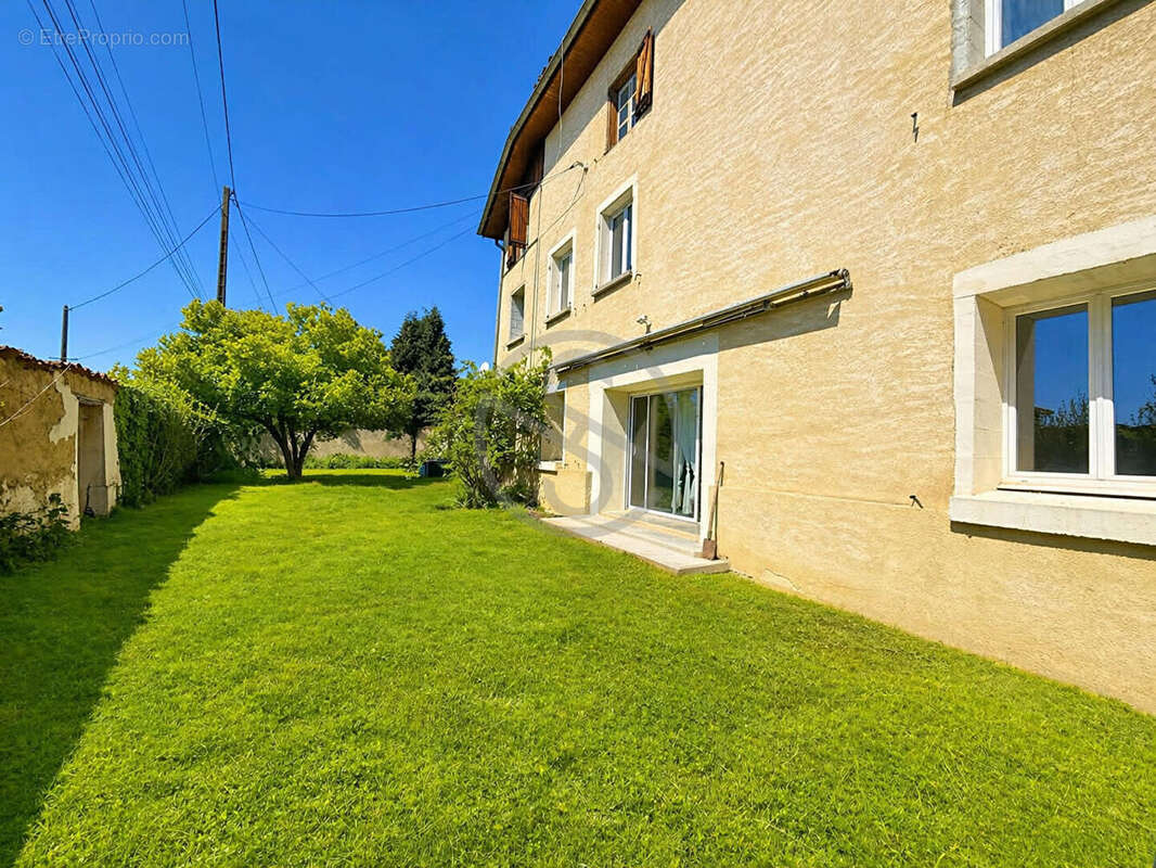 Maison à SAINT-HILAIRE-DE-LA-COTE