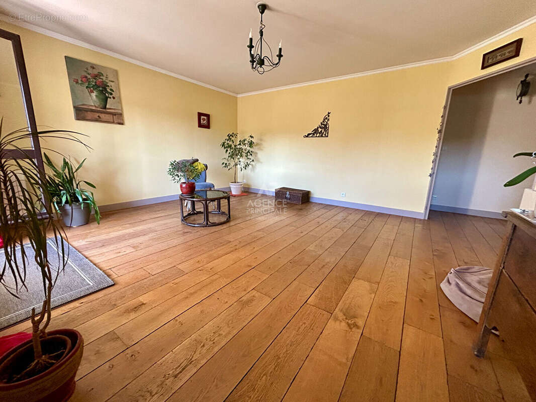 Appartement à CARRIERES-SOUS-POISSY