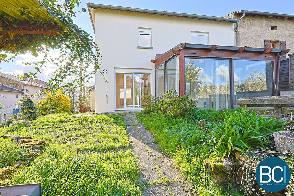 LAITRE-SOUS-AMANCE - Maison 5 pièces - 165 m2 - photo 14
