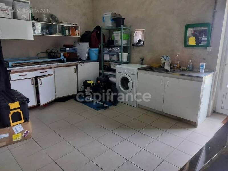 Maison entièrement rénovée  + de 3 hectares  4 dépendances  Au cœur des Monts d'Arrée - photo 14