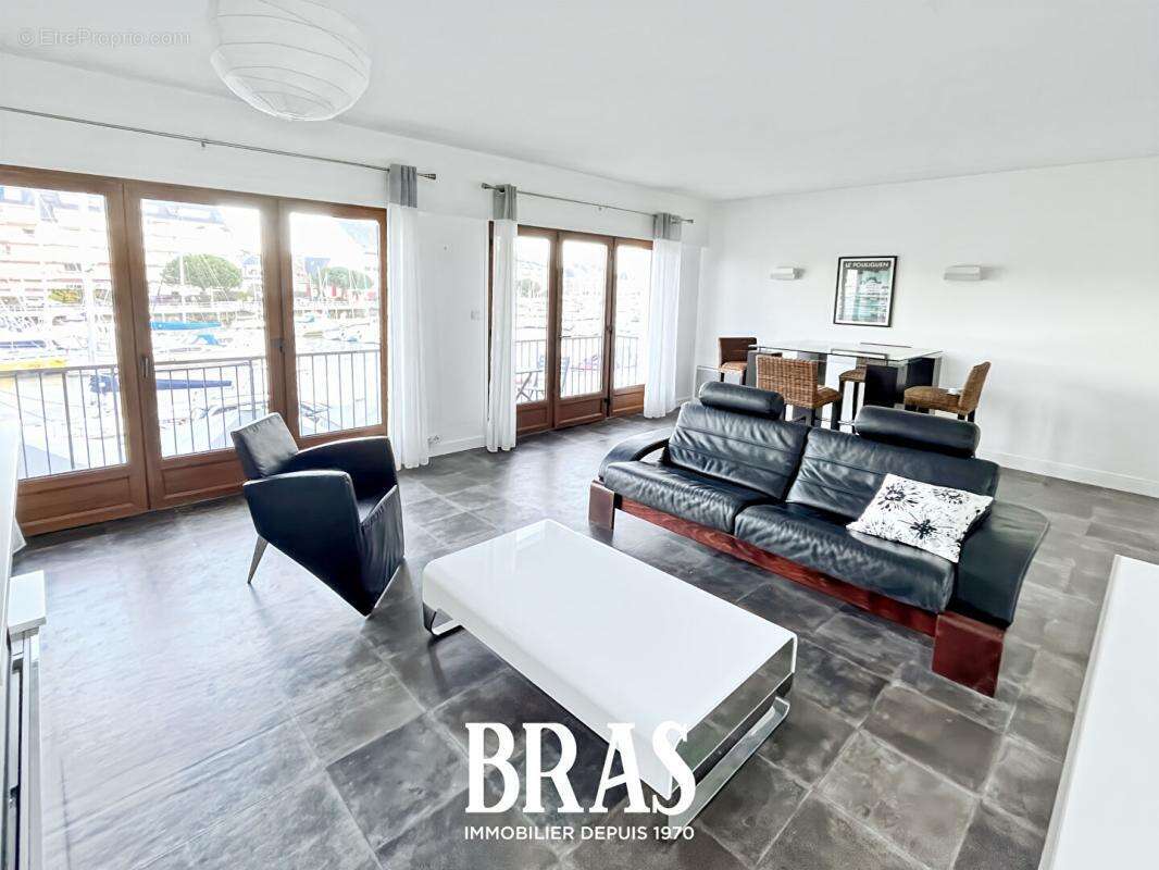 Appartement à LE POULIGUEN