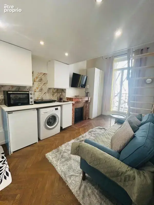 1er/4eme Marseille Appartement T2 meublé décoré loué 730€/mois - photo 2